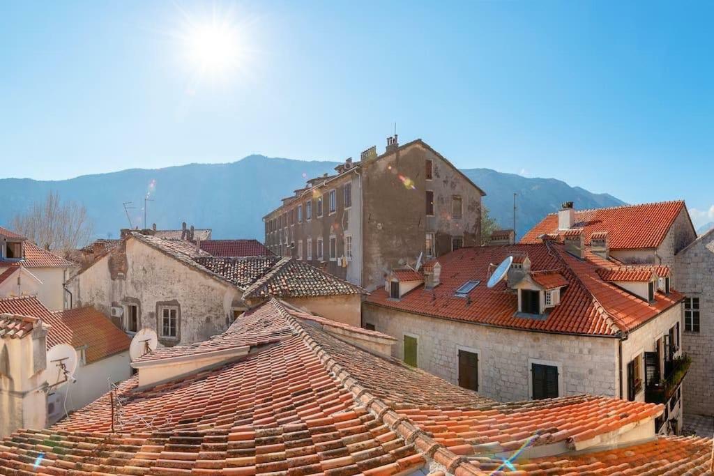 Old Town Experience Apartment Cattaro Esterno foto
