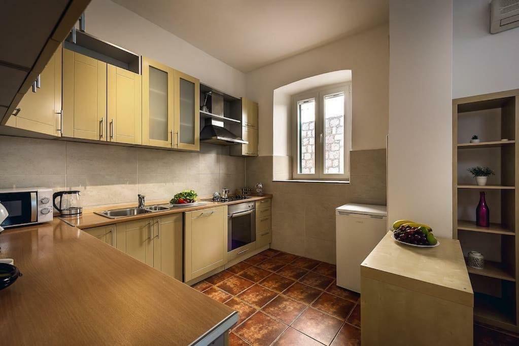 Old Town Experience Apartment Cattaro Esterno foto